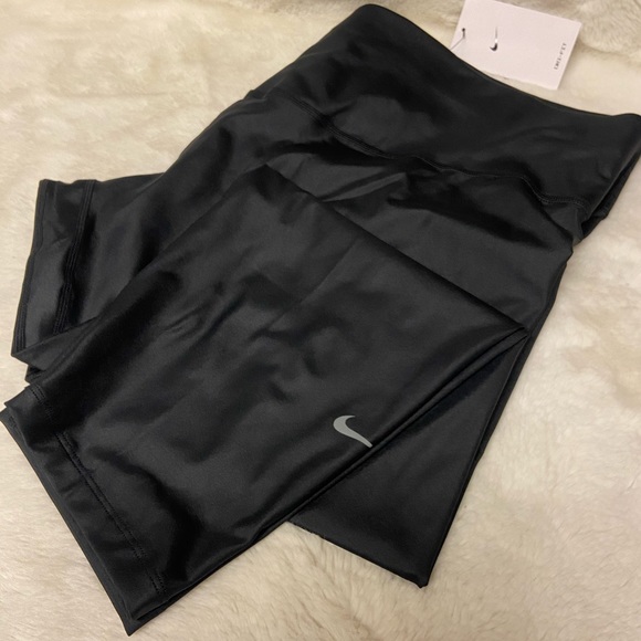 Nike Pants - NWT! 3X Nike plus size faux leather mid-rise 7/8 black leggings